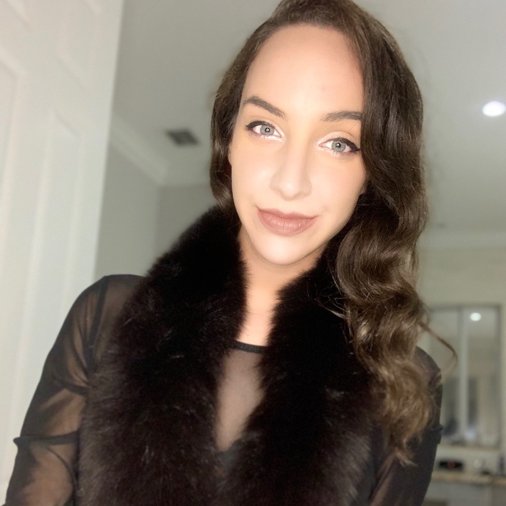 Meet your Posher, Julia